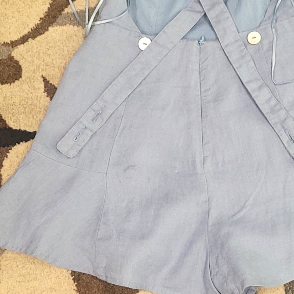 Chambray Ruffle Hem Cross-Back Linen Romper Short Shorts Effortless Fashion - Picture 10 of 11